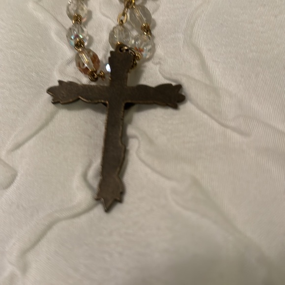 INRI Our Lady of the Snows Clear Multi-Faceted Rosary Beads - Picture 3 of 6